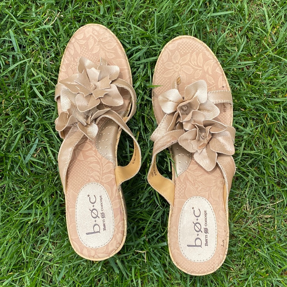 B.o.c. Born wedge sandals